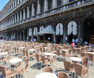Tavolini in Piazza San Marco