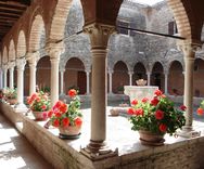 Chiostro di San Francesco del Deserto