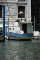 Houseboat Houseboat